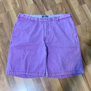 Lavender Peter Millar shorts in good preloved condition.